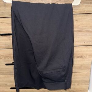 Lululemon Women’s Straight Leg Trouser